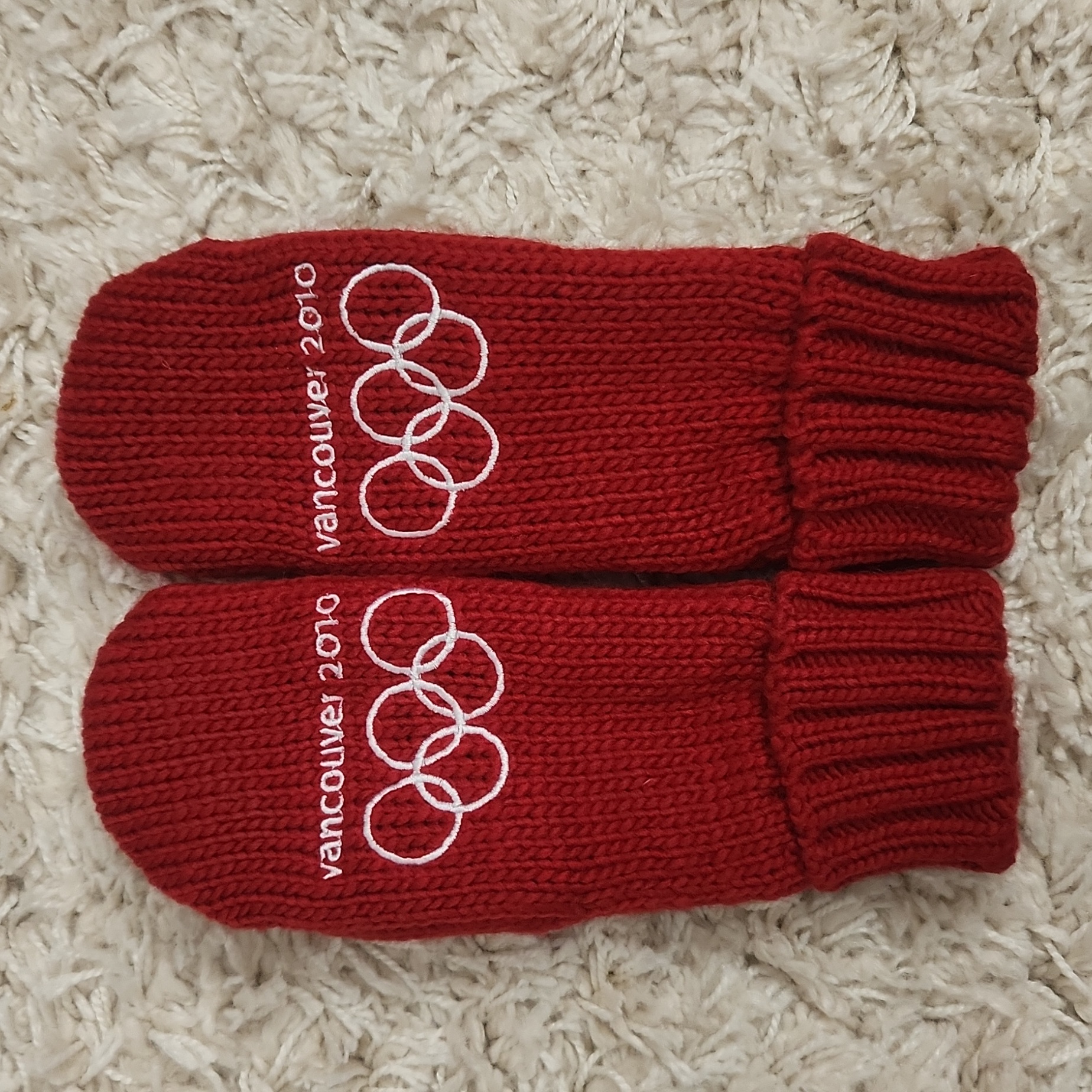 Vancouver Winter Olympics 2010 Mittens